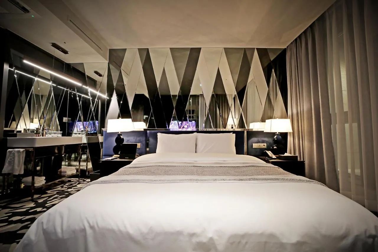 Best Louis Hamilton Hotel Gwangan Пусан Южная Корея