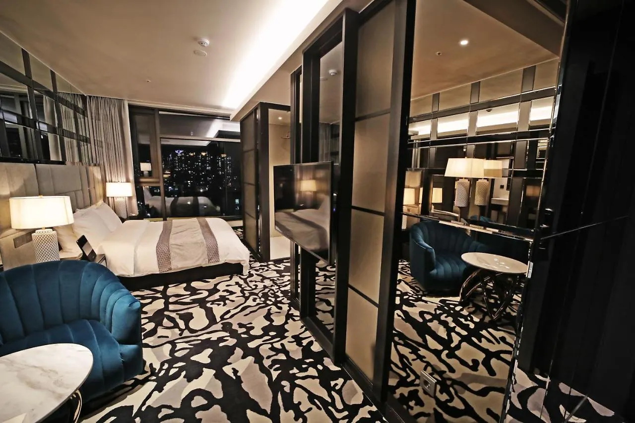 Best Louis Hamilton Hotel Gwangan Пусан
